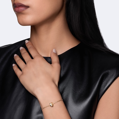 Bransoletka Le Damier de Louis Vuitton z łańcuszkiem z żółtego złota i diamentów in Biżuteria's Kategorie Bransoletki collections by Louis Vuitton (Powiększenie produktu)
