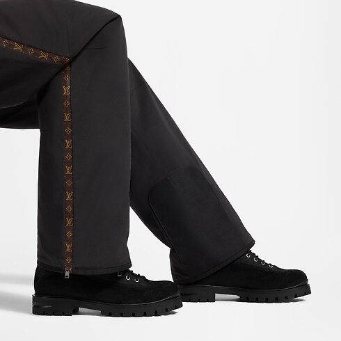 Buty wojskowe LV City Ranger in Mężczyźni's Buty Kozaki/Botki collections by Louis Vuitton (Powiększenie produktu)