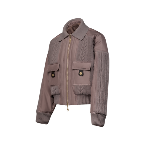 Cable Knit Insert Bomber Jacket in Kobiety's Odzież Płaszcze i kurtki collections by Louis Vuitton (Powiększenie produktu)