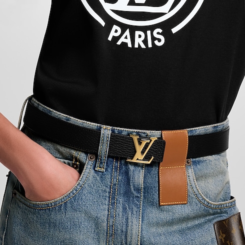 Dwustronny pasek LV Initials 30MM Inne skóry in Kobiety's Akcesoria Paski collections by Louis Vuitton (Powiększenie produktu)