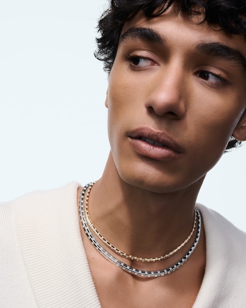 Le Damier de Louis Vuitton Medium Necklace, Yellow Gold and Diamonds - Long in Jewelry's Categories Necklaces and Pendants collections by Louis Vuitton