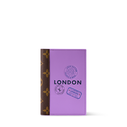 Etui na paszport in Kobiety's Portfele i mała galanteria skórzana Etui na karty i breloki collections by Louis Vuitton (Powiększenie produktu)