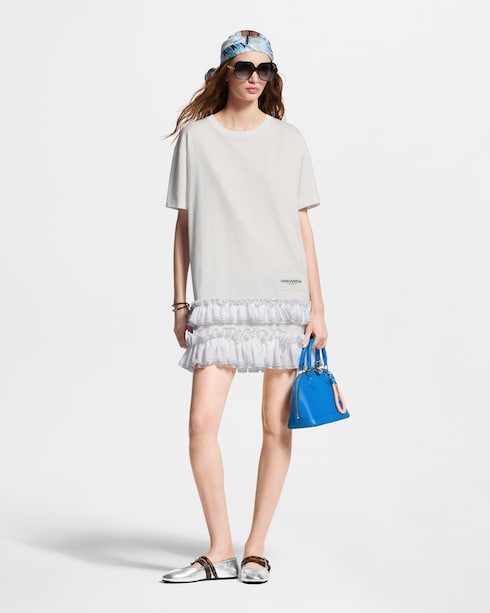 From The Cloud Square 90 S00 in Women's Accessories Silk Squares and Bandeaus collections by Louis Vuitton