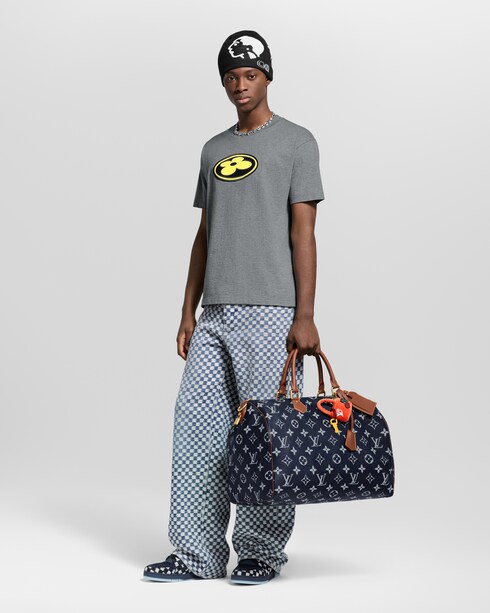 تي شيرت بشارة غرافيكية in الرجال's الملابس جميع الملابس collections by Louis Vuitton