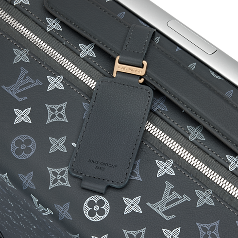 Horizon 55 Monogram Shadow in Mężczyźni's Highlights & Gifts Kolekcja Horizon collections by Louis Vuitton (Powiększenie produktu)
