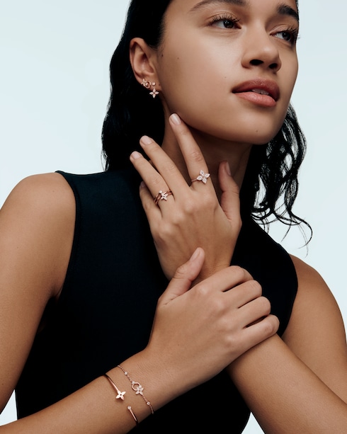 Idylle Blossom Ring, Pink Gold and Diamonds in Jewelry's Categories Rings collections by Louis Vuitton