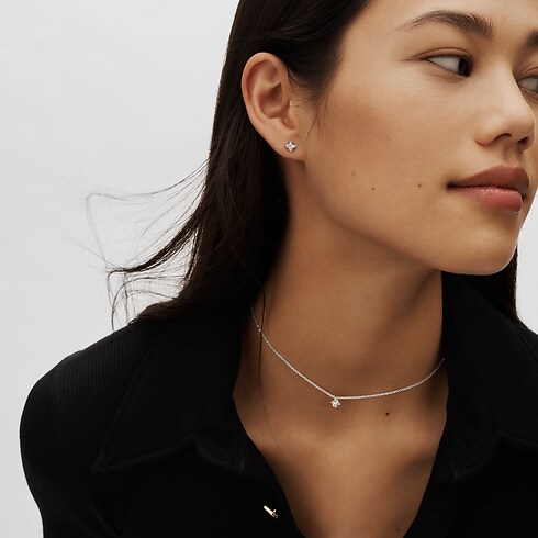 Kolczyk LV Diamonds, szlif LV Monogram Star in Biżuteria's Kolekcje LV Diamonds collections by Louis Vuitton (Powiększenie produktu)