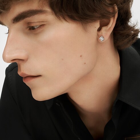 Kolczyk LV Diamonds, szlif LV Monogram Star in Biżuteria's Kolekcje LV Diamonds collections by Louis Vuitton (Powiększenie produktu)