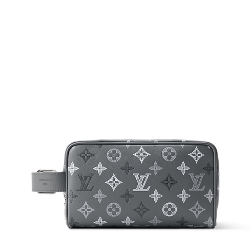 Kosmetyczka Locker Dopp Kit Monogram Shadow in Mężczyźni's Podróże Akcesoria podróżne collections by Louis Vuitton (Powiększenie produktu)