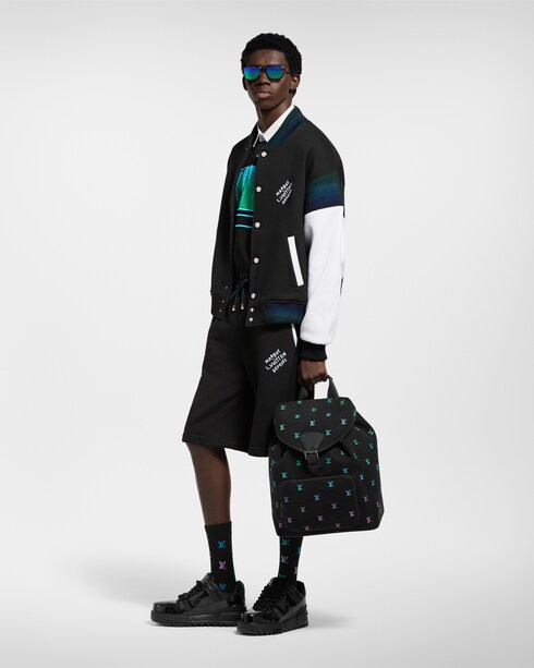 Chaussettes LV Blason Shading S00 Homme Accessoires Chapeaux, Bonnets et Gants | LOUIS VUITTON
