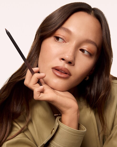 LV Crayon - Lip Pencil - 193 in Perfumes and Beauty's Beauty Gifts } collections by Louis Vuitton