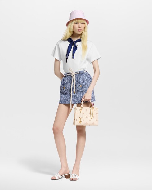 LV League Striped Bucket Hat S00 in Women's Accessories Hats and Gloves collections by Louis Vuitton