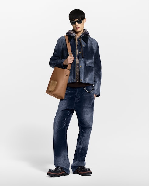نظارات LV Super Vision الشمسية بإطار مربع S00 in هدايا الأعياد's هدايا للرجال } collections by Louis Vuitton