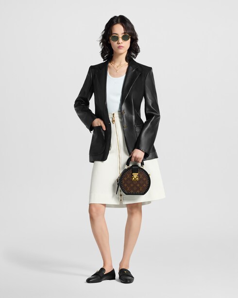Lady LV Necklace S00 in Women's Fashion Jewellery Necklaces collections by Louis Vuitton