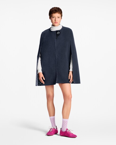 Chain Fastening Cape in Men's Discontinued Product Obs 10 collections by Louis Vuitton