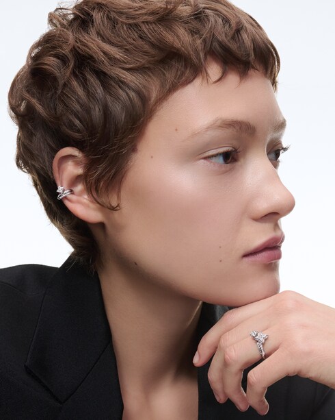 LV Diamonds Double Ring, Round Brilliant cut in Jewelry's Collections LV Diamonds collections by Louis Vuitton