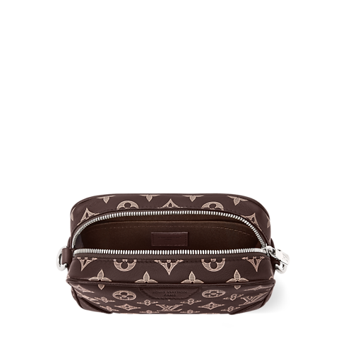 Portfel Trocadéro Wearable Monogram Shadow in Mężczyźni's Torby Wszystkie torby collections by Louis Vuitton (Powiększenie produktu)