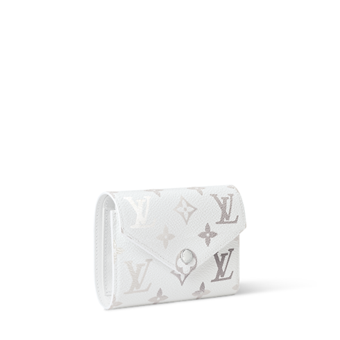 Portfel Victorine Inne płótno Monogram in Kobiety's Portfele i mała galanteria skórzana Kompaktowe i długie portfele collections by Louis Vuitton (Powiększenie produktu)
