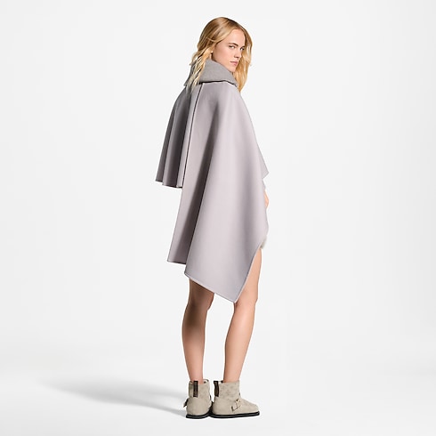 Płaszcz-peleryna Asymetryczny Mahina in Kobiety's Odzież Płaszcze i kurtki collections by Louis Vuitton (Powiększenie produktu)