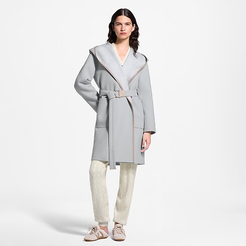 Płaszcz Signature Hooded Wrap in Kobiety's Odzież Płaszcze i kurtki collections by Louis Vuitton (Powiększenie produktu)