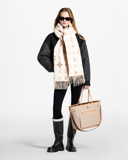 Reykjavik Cloud Scarf S00 in Women's Accessories Scarves collections by Louis Vuitton