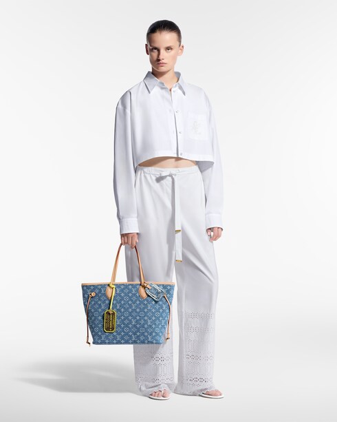 Saint Barth Beach Pass Bag Charm S00 in Women's Accessories Key Holders and Bag Charms collections by Louis Vuitton