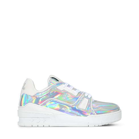 Widok Sneakersy LV Trainer z boku