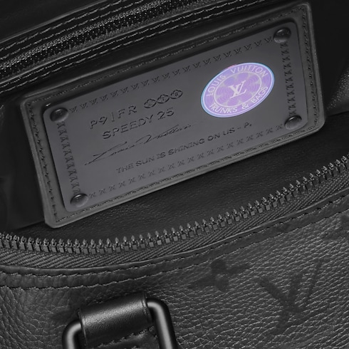 Speedy P9 Bandoulière 25 H40 in Les Extraordinaires's Leather Goods and Travel Speedy P9 collections by Louis Vuitton (Powiększenie produktu)
