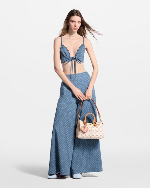 Pantalon Monogram ample en denim Femme Collection High Summer } | LOUIS VUITTON