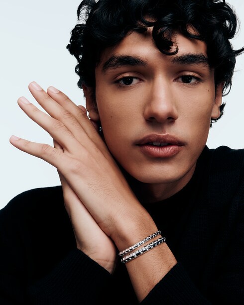 Le Damier de Louis Vuitton Medium Bracelet, White Gold and Diamonds in Jewelry's Categories Bracelets collections by Louis Vuitton