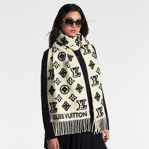 Szalik LV 3D S00 in Kobiety's Akcesoria Szale collections by Louis Vuitton (Powiększenie produktu)