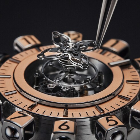 Tambour Spin Time Air Flying Tourbillon, automatyczny, 42,5 mm, platyna in Zegarki's Zegarki } collections by Louis Vuitton
