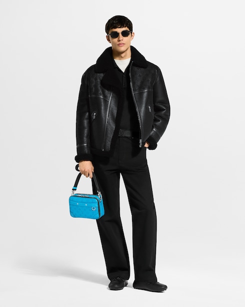 حقيبة Alpha Messenger Taigarama in النساء's حقائب اليد New In Handbags collections by Louis Vuitton