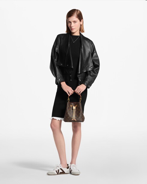 Gifts - NéoNoé BB Bucket Bag Monogram Canvas Gifts Mother's Day Gifts } | LOUIS VUITTON