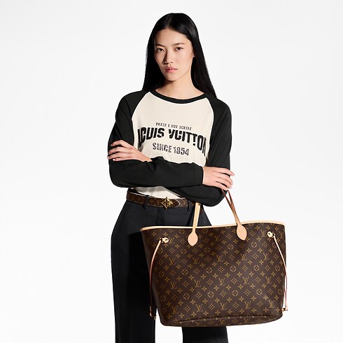 Widok Torebka Neverfull GM Mon Monogram na sylwetce
